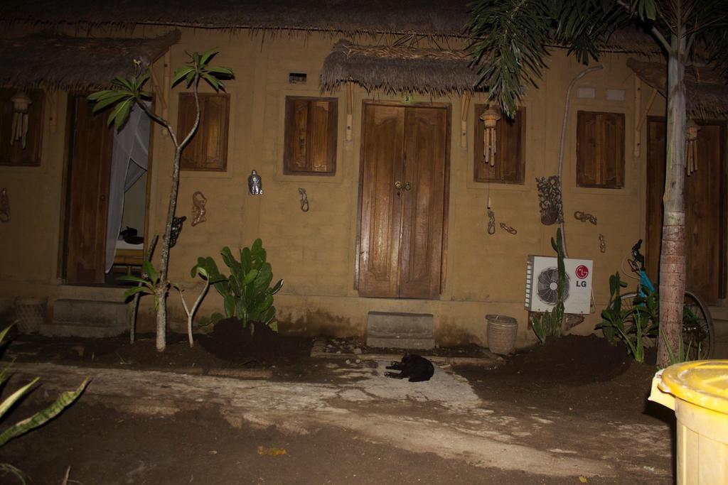 Baleku Homestay Trawangan Gili Trawangan Extérieur photo